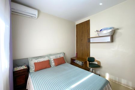 Casa para alugar com 417m², 5 quartos e 4 vagas Casa para alugar com 417m², 5 quartos e 4 vagasQuarto 4