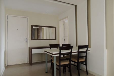 Apartamento para alugar com 70m², 3 quartos e 1 vagaSala