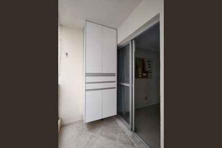 Apartamento para alugar com 70m², 3 quartos e 1 vagaVaranda