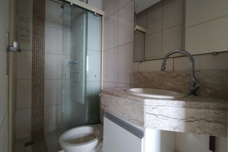 Apartamento para alugar com 70m², 3 quartos e 1 vaga Apartamento para alugar com 70m², 3 quartos e 1 vagaBanheiro da Suíte