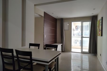 Apartamento para alugar com 70m², 3 quartos e 1 vaga Apartamento para alugar com 70m², 3 quartos e 1 vagaSala