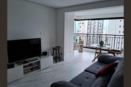 Apartamento à venda com 82m², 2 quartos e 3 vagasFoto 02