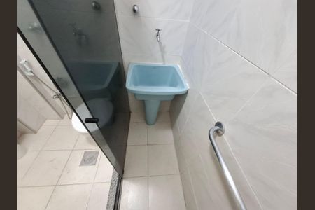 Apartamento à venda com 37m², 1 quarto e sem vaga Apartamento à venda com 37m², 1 quarto e sem vagaBanheiro