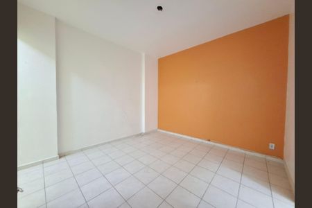 Apartamento à venda com 37m², 1 quarto e sem vaga Apartamento à venda com 37m², 1 quarto e sem vagaSala