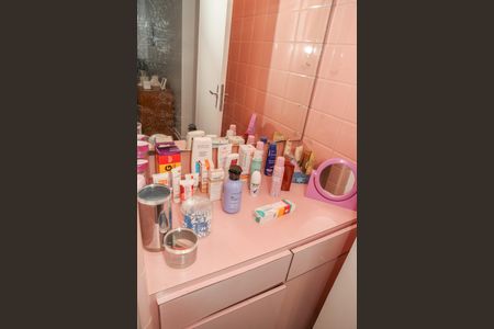 Apartamento à venda com 180m², 3 quartos e sem vagaBanheiro da Suíte