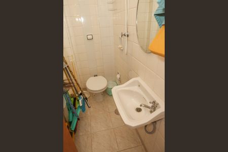 Apartamento à venda com 180m², 3 quartos e sem vagaBanheiro de serviço