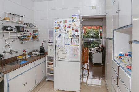 Apartamento à venda com 180m², 3 quartos e sem vagaCozinha