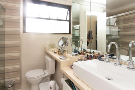 Apartamento para alugar com 155m², 2 quartos e 2 vagasBanheiro da Suíte