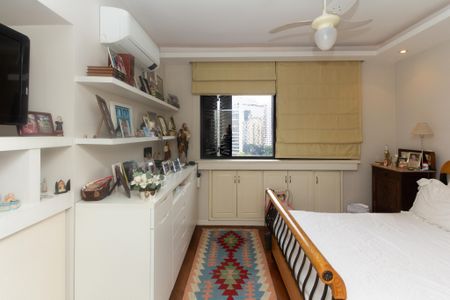 Apartamento para alugar com 155m², 2 quartos e 2 vagasSuíte