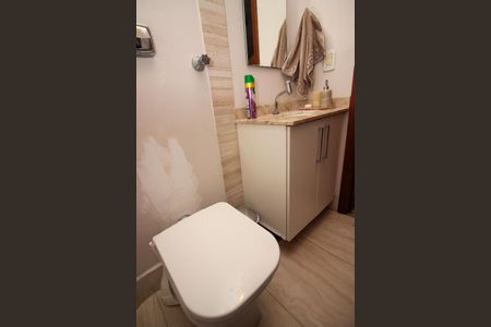 Casa à venda com 291m², 3 quartos e 3 vagasLavabo 1