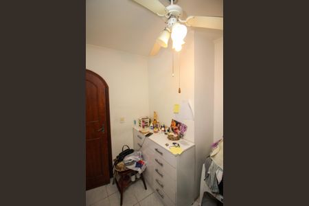 Casa à venda com 291m², 3 quartos e 3 vagasQuarto de Serviço