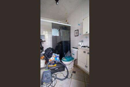 Casa de condomínio à venda com 380m², 3 quartos e 2 vagas Casa de condomínio à venda com 380m², 3 quartos e 2 vagasBanheiro de Serviço