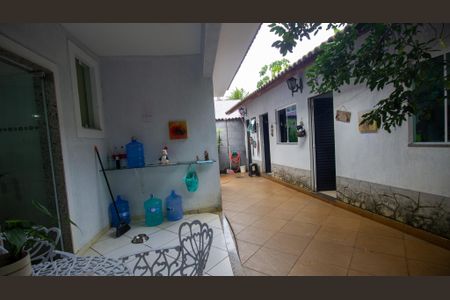 Casa de condomínio à venda com 380m², 3 quartos e 2 vagas Casa de condomínio à venda com 380m², 3 quartos e 2 vagasÁrea de Serviço