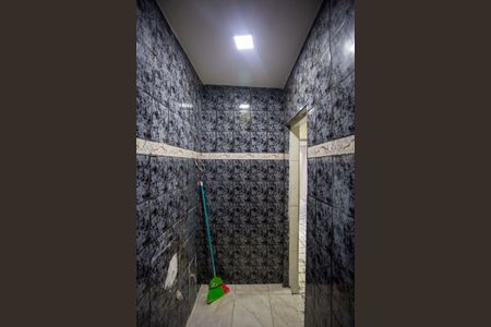 Casa à venda com 43m², 2 quartos e sem vagaBanheiro