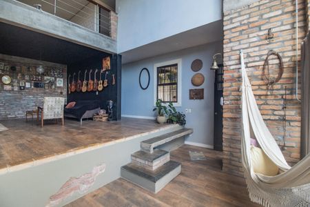 Casa à venda com 312m², 3 quartos e 3 vagasSala