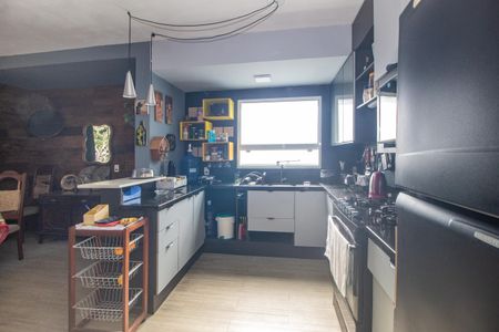 Casa à venda com 312m², 3 quartos e 3 vagasCozinha