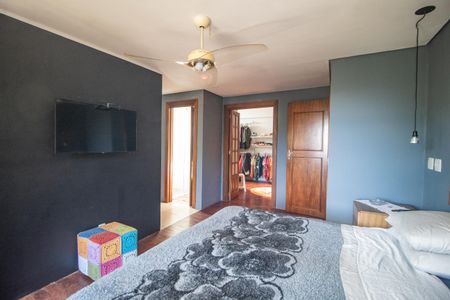 Casa à venda com 312m², 3 quartos e 3 vagasSuite