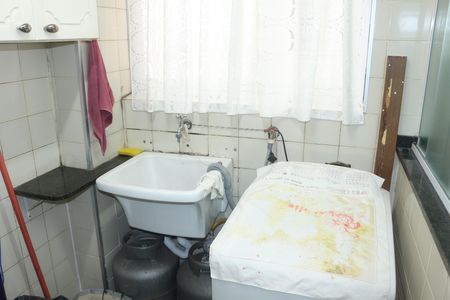 Apartamento para alugar com 68m², 2 quartos e 1 vagaÁrea de Serviço
