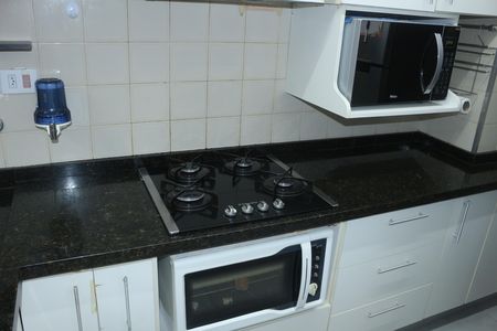 Apartamento para alugar com 68m², 2 quartos e 1 vagaCozinha