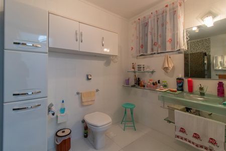 Apartamento à venda com 122m², 3 quartos e sem vagaBanheiro