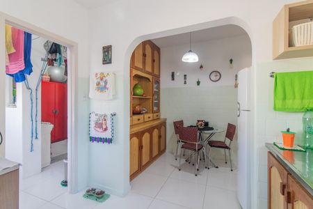 Apartamento à venda com 122m², 3 quartos e sem vagaCozinha