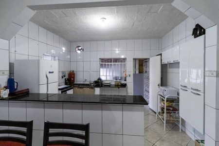 Casa à venda com 341m², 5 quartos e 3 vagasCozinha