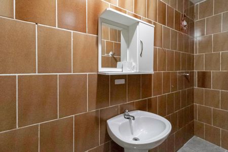 Casa à venda com 341m², 5 quartos e 3 vagasBanheiro social 2