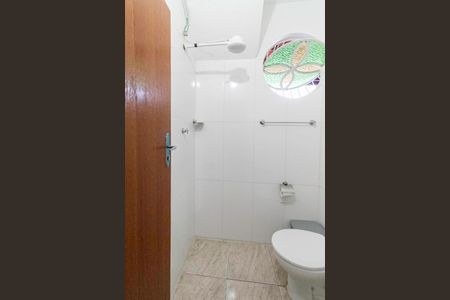 Casa à venda com 341m², 5 quartos e 3 vagasBanheiro social 1