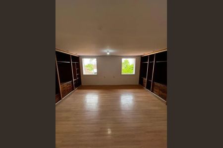 Casa à venda com 875m², 5 quartos e 4 vagas