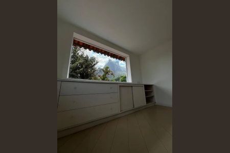 Casa à venda com 875m², 5 quartos e 4 vagas