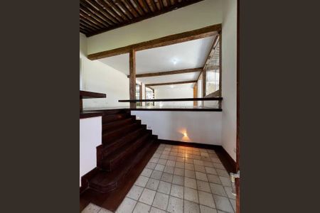 Casa à venda com 875m², 5 quartos e 4 vagas