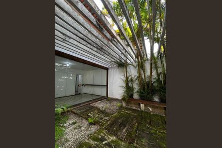 Casa à venda com 875m², 5 quartos e 4 vagas