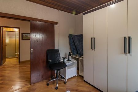 Casa à venda com 229m², 3 quartos e 2 vagas Casa à venda com 229m², 3 quartos e 2 vagasQuarto 2