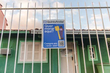 Casa à venda com 229m², 3 quartos e 2 vagas Casa à venda com 229m², 3 quartos e 2 vagasPlaca