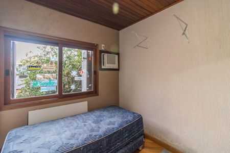 Casa à venda com 229m², 3 quartos e 2 vagas Casa à venda com 229m², 3 quartos e 2 vagasQuarto 2