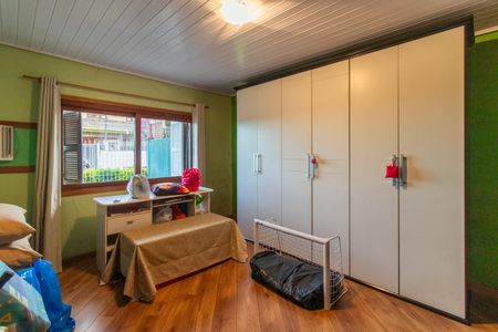 Casa à venda com 229m², 3 quartos e 2 vagas Casa à venda com 229m², 3 quartos e 2 vagasQuarto 3 - Suíte