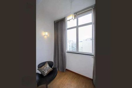 Apartamento à venda com 42m², 1 quarto e sem vaga