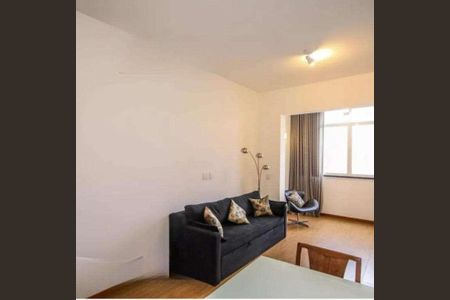 Apartamento à venda com 42m², 1 quarto e sem vaga