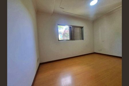 Casa à venda com 300m², 5 quartos e 5 vagas