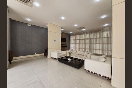 Apartamento à venda com 120m², 2 quartos e 1 vaga