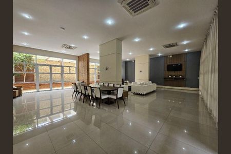 Apartamento à venda com 120m², 2 quartos e 1 vaga