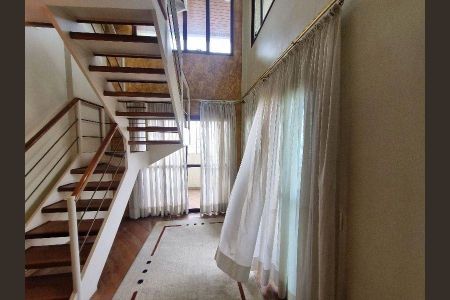 Apartamento à venda com 256m², 4 quartos e 6 vagas