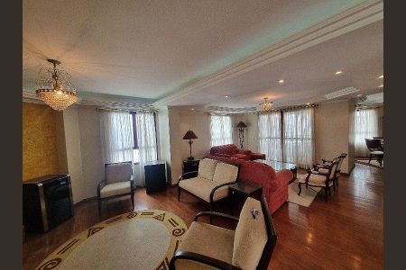 Apartamento à venda com 256m², 4 quartos e 6 vagas