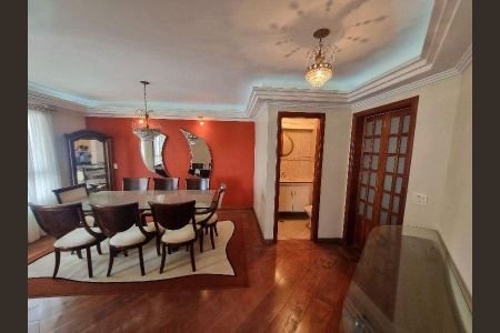 Apartamento à venda com 256m², 4 quartos e 6 vagas