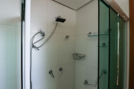 Apartamento à venda com 123m², 3 quartos e 3 vagasBanheiro da Suíte 1