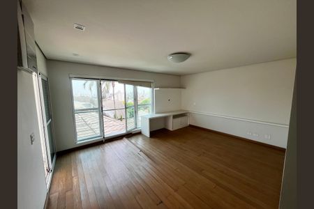 Casa à venda com 700m², 5 quartos e 6 vagas Suíte 3