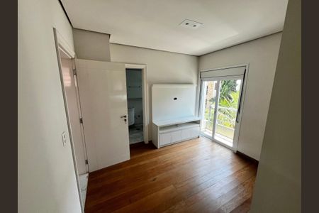 Casa à venda com 700m², 5 quartos e 6 vagas Suíte 1