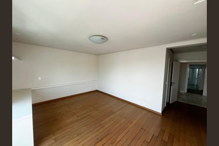 Casa à venda com 700m², 5 quartos e 6 vagas Suíte 3