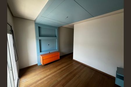 Casa à venda com 700m², 5 quartos e 6 vagas Suíte 5