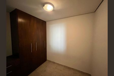 Casa à venda com 700m², 5 quartos e 6 vagasQuarto de Serviço